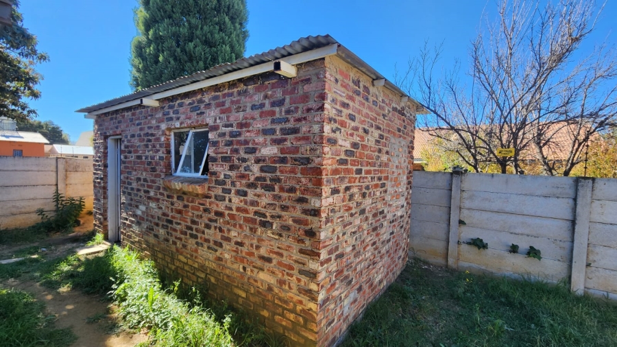 3 Bedroom Property for Sale in Potchefstroom North West